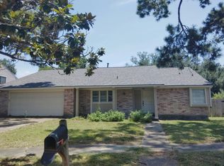5623 Blackjack Ln, Houston, TX 77088