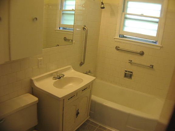 Rental 1108 Alexander Circle_28174_3_07292014