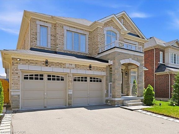 2nd image of 39 Avanti Cres