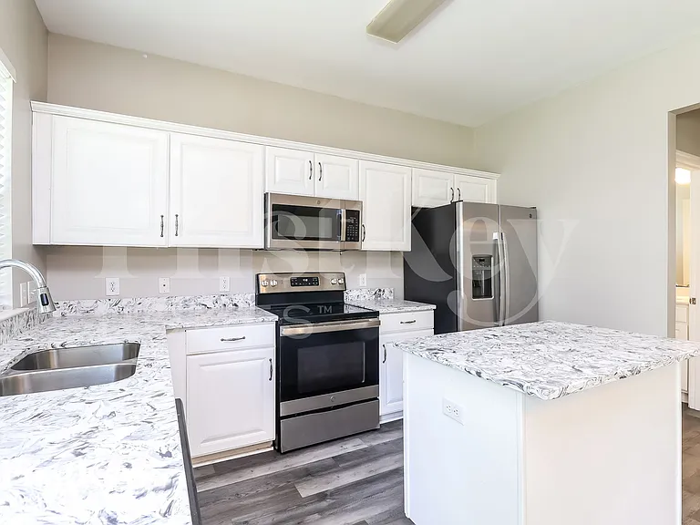 11259 Cypress View Dr — Photo 9
