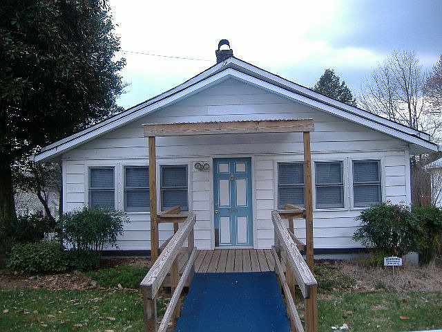 Front Picture with ramp