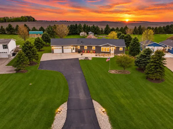 25 Lake Shetek Dr, Slayton, MN 56172