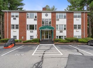4 Colonial Dr #7B, Andover, MA 01810