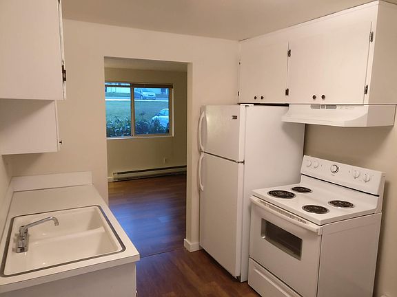 4th image of 5908 112th St E #14