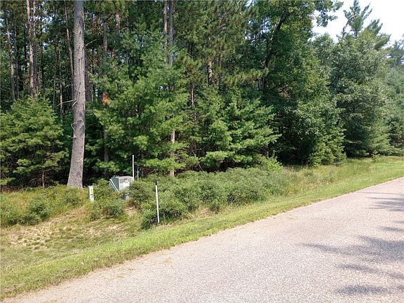 4th image of W8496 Forest Lane