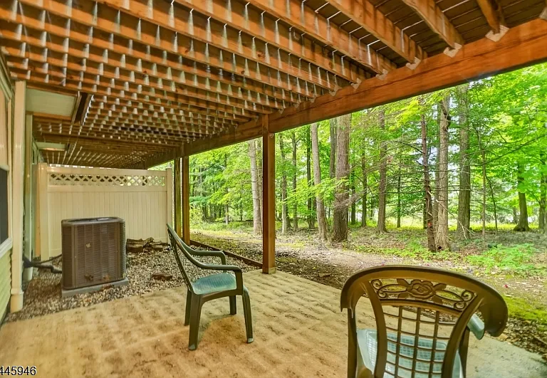 115 Constitution Way — Photo 34