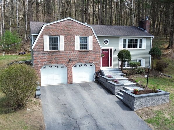 83 Lowell Rd, Westford, MA 01886