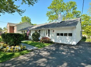 4002 Braddock Rd, Alexandria, VA 22312