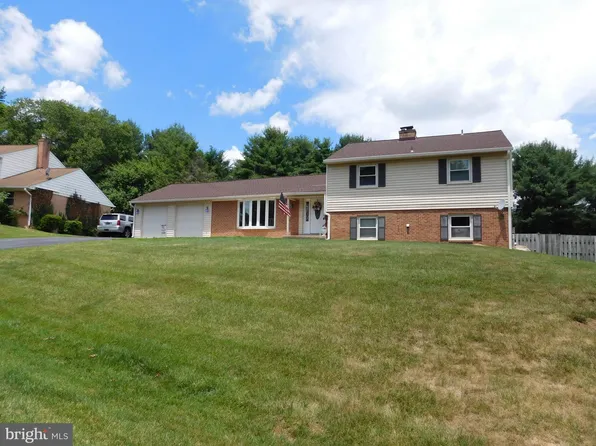 4272 Charley Forest St, Olney, MD 20832