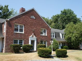 3G Beech Spring Dr, Summit, NJ 07901