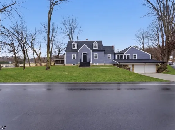 1821 Belvidere Rd, Lopatcong Twp., NJ 08865