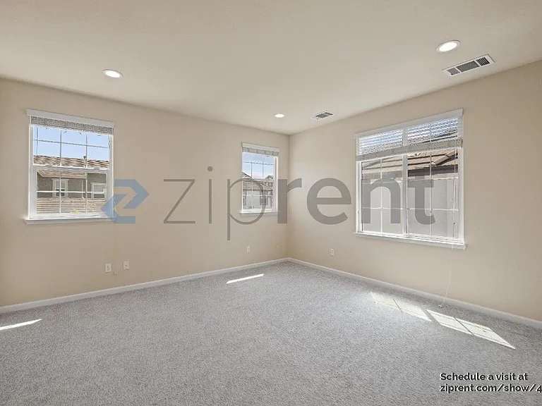5023 Queensbury Way — Photo 27