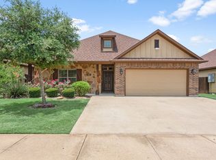 3109 Papa Bear Dr, College Station, TX 77845