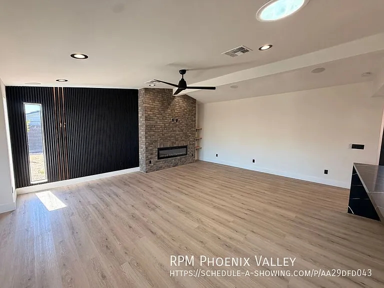 4019 E Surrey Ave — Photo 7