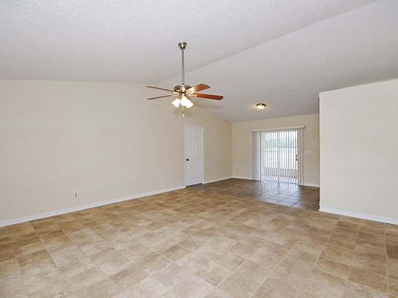 4th image of 45 Lake Jackson Dr