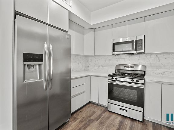 4th image of 11209 Richland Ave APT 202