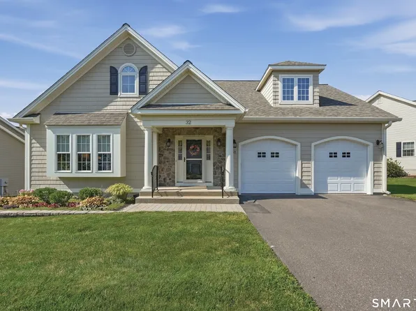 32 Dogwood Court #32, Rocky Hill, CT 06067