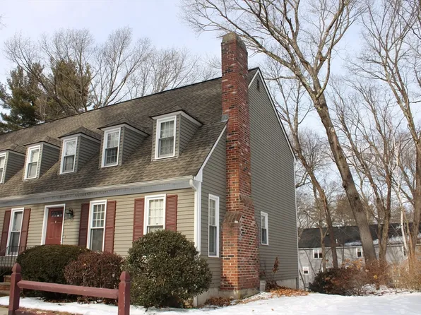 426 Wellman Ave #426, North Chelmsford, MA 01863