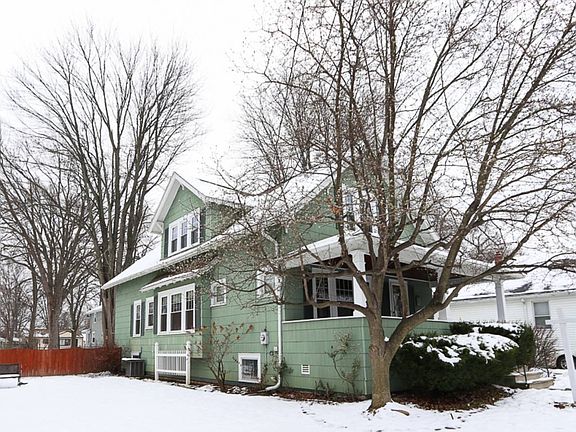 3rd image of 169 Jackson Ave