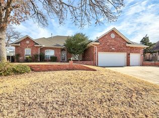 412 Kenswick Ct, Edmond, OK 73034