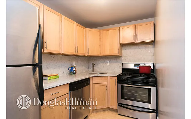 Sold by Douglas Elliman | media 3