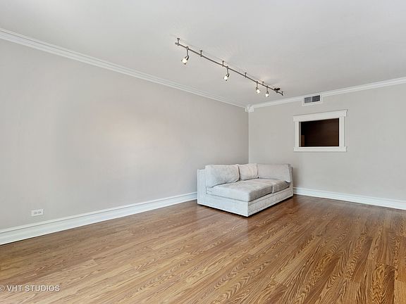 3rd image of 140 W Wood St Unit 225