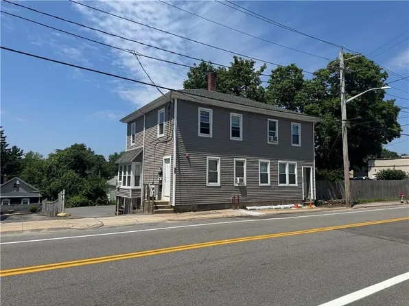 1383 Main St, West Warwick, RI