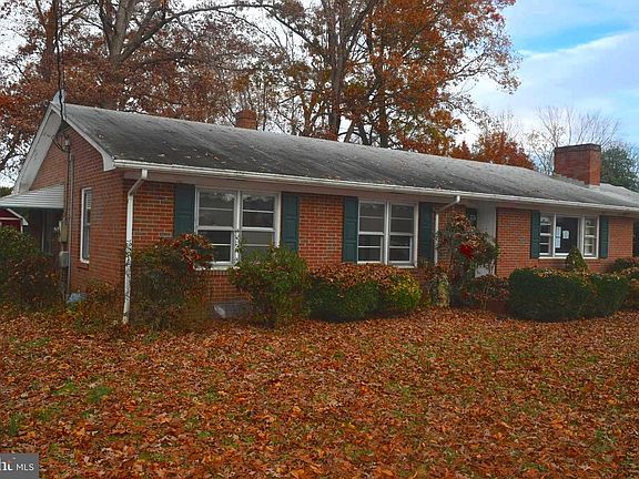 3rd image of 331 Cannon Cir