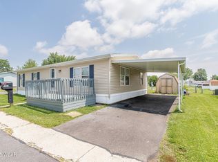 1303 Chateau Cir, Findlay, OH 45840