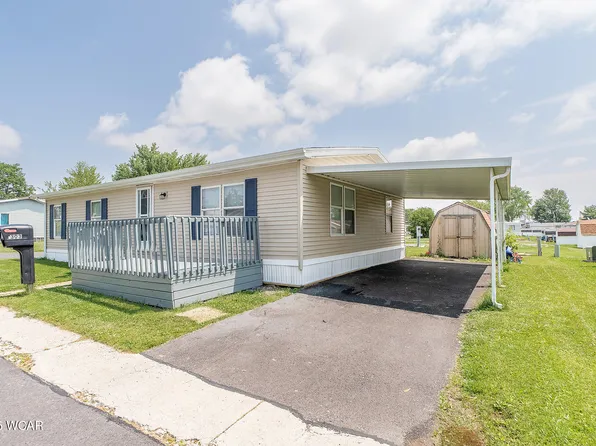 1303 Chateau Cir, Findlay, OH 45840