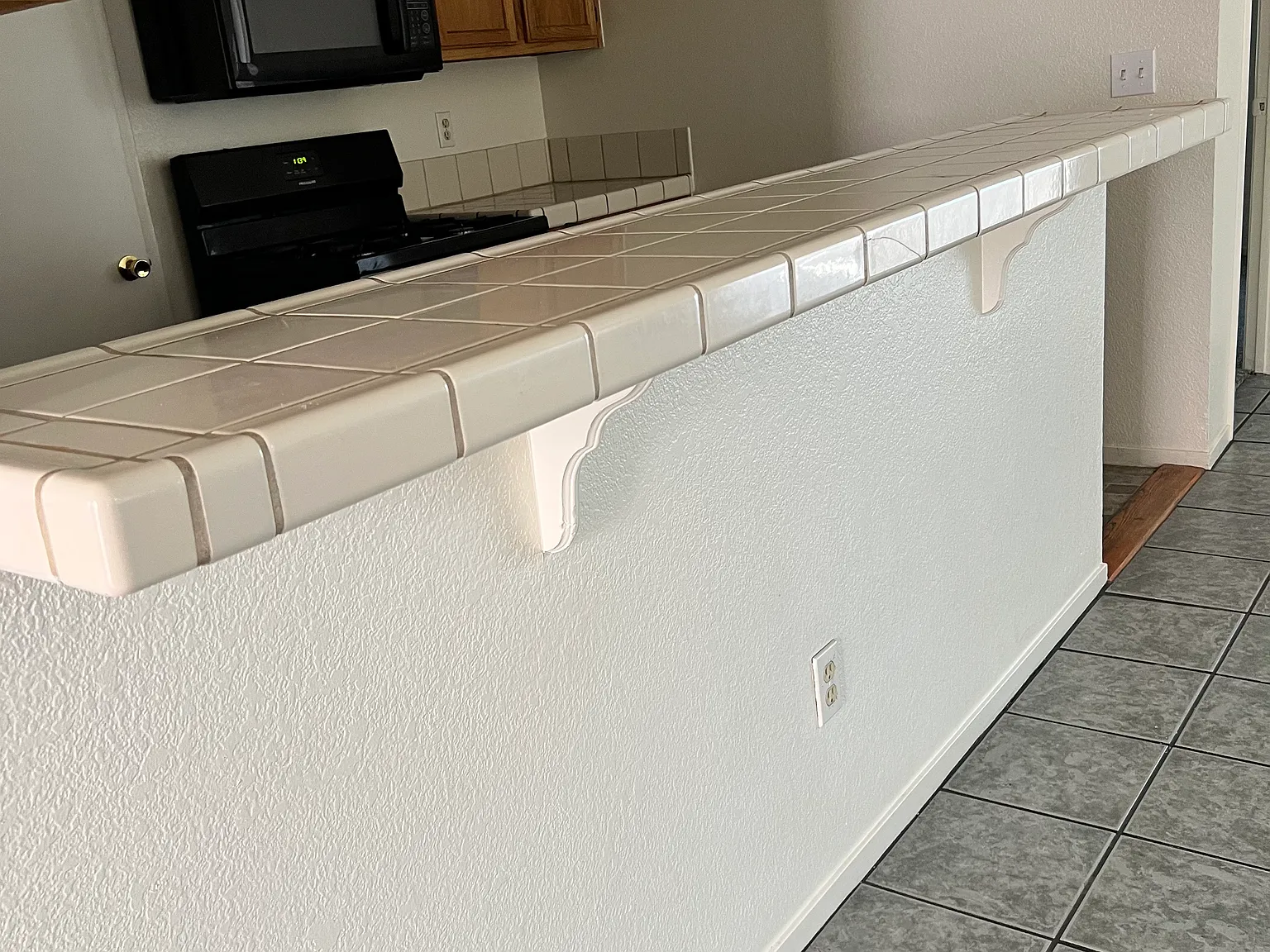 7570 W Flamingo Rd — Photo 3