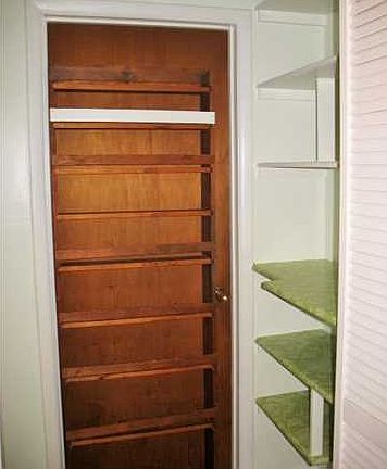 5th image of 221 Hickory Ln