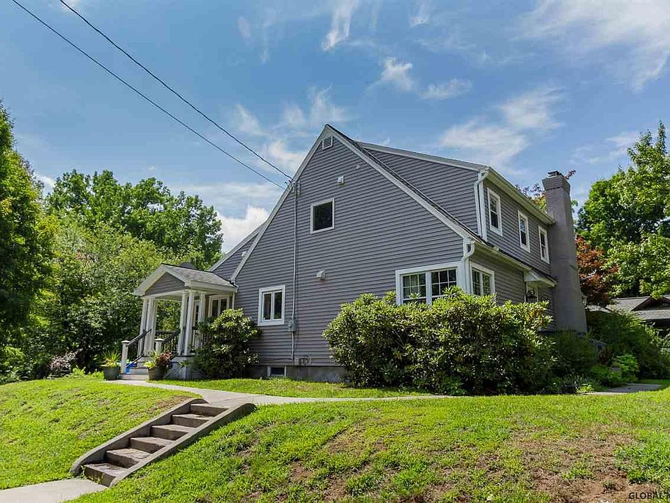 1st image of 222 Crescent Ave