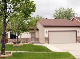 1605 29th Ave S, Fargo, ND 58103