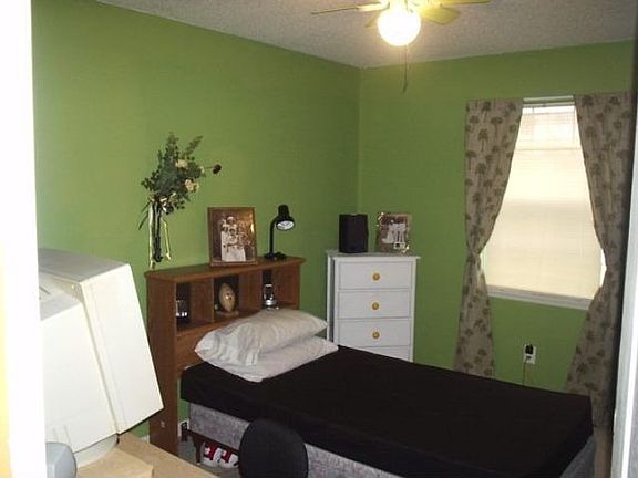 4th image of 107 Brookhill Ln NE