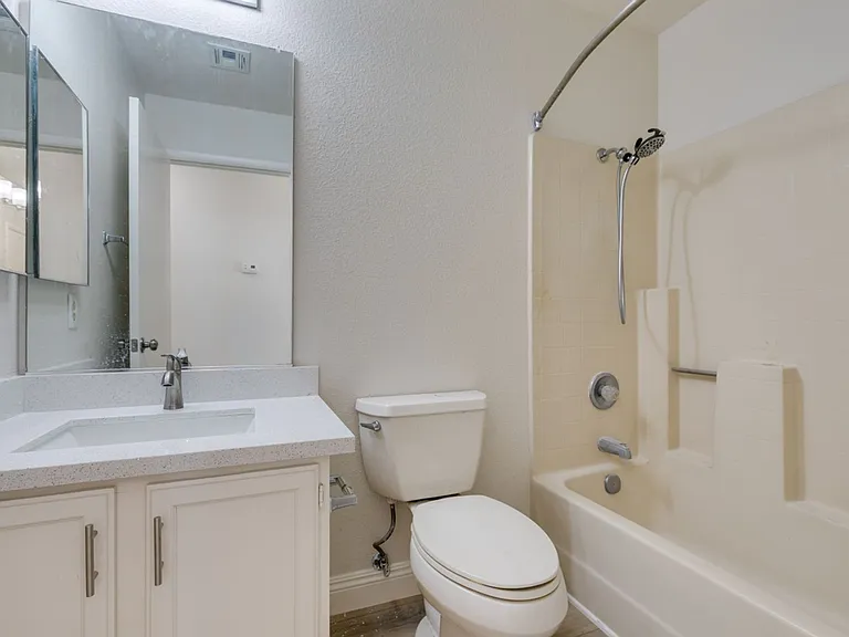 8664 Buttercreek Way — Photo 30