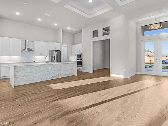 2nd image of 3818 SW 5th Ave