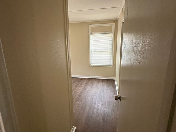 5th image of 112 Central Ave
