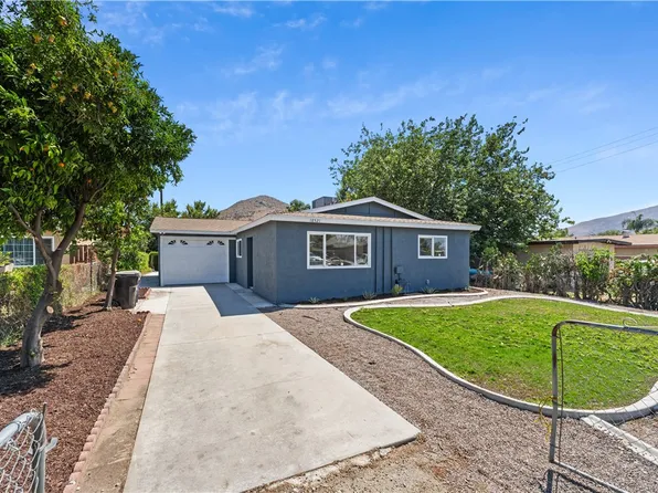 18521 10th St, Bloomington, CA 92316