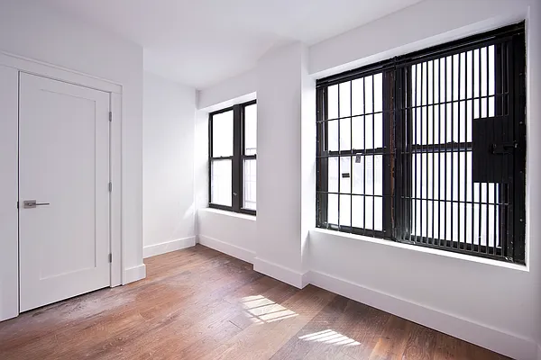 Rented by R New York | media 34