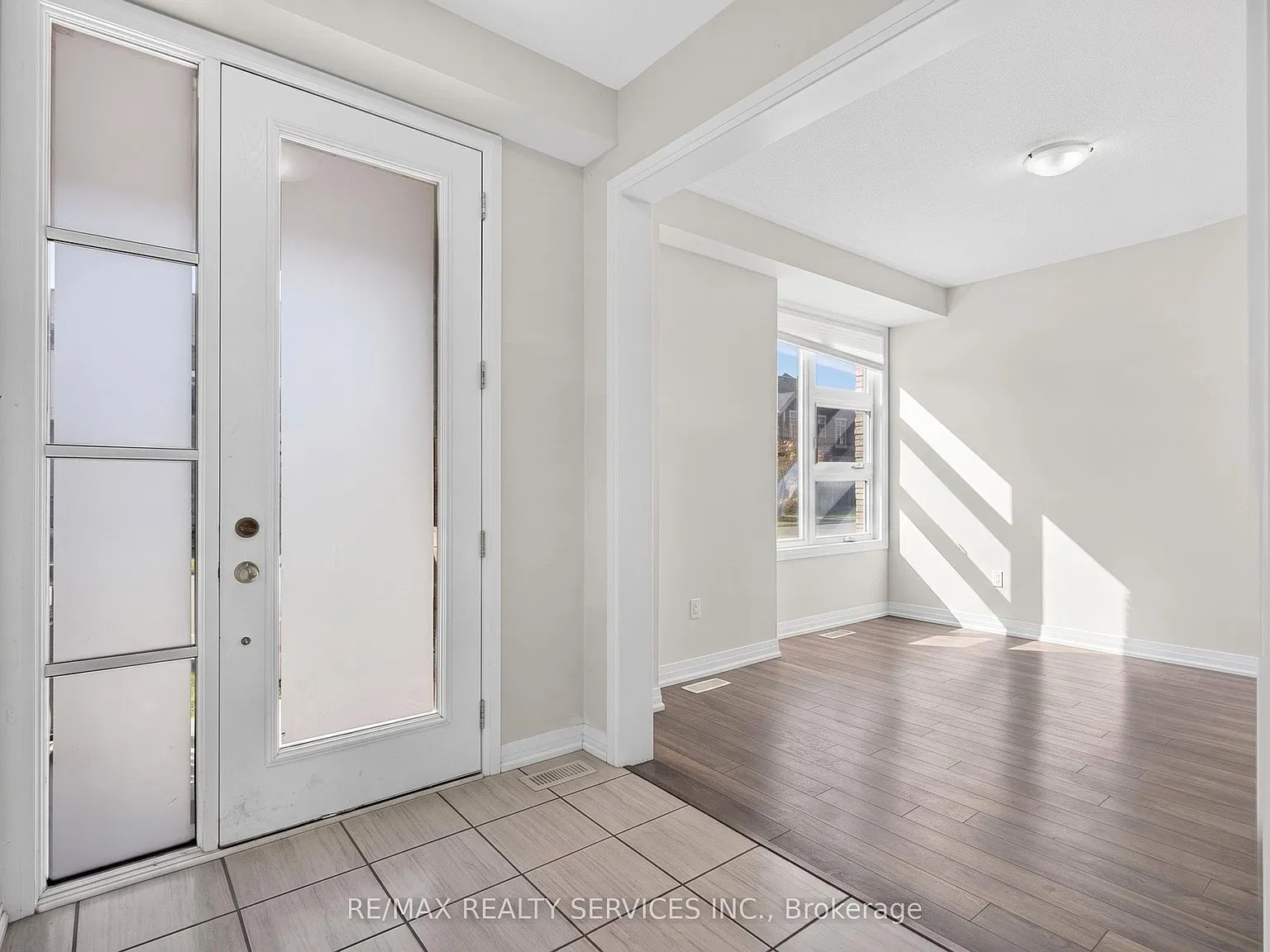 3 bed, $3,100 — Photo 4