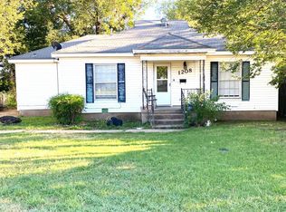 1208 SW B Ave, Lawton, OK 73501