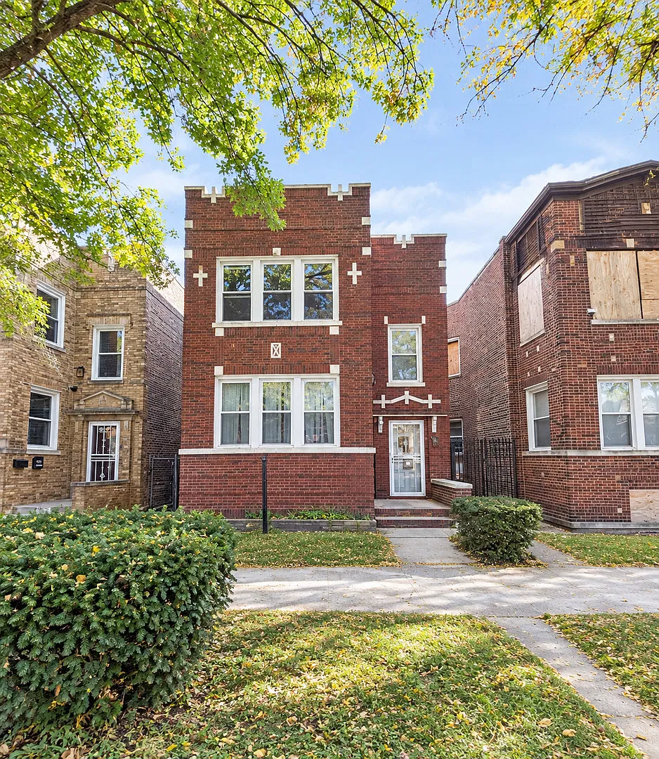 2 bed, 150 sqft, $1,500 — Photo 1