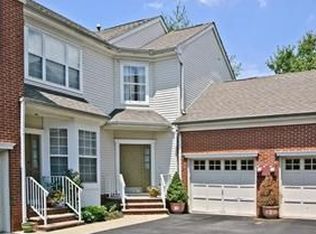 75 Albert Ct, Parsippany, NJ 07054