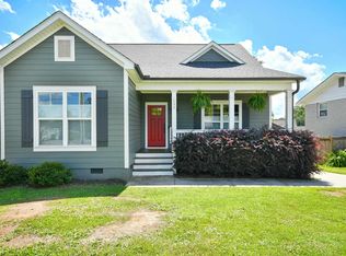 132 Oakland Dr, Greenville, SC 29607