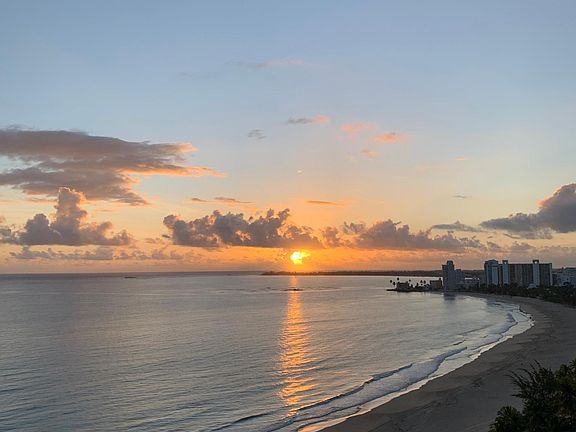 2nd image of 4745 Avenida Isla Verde