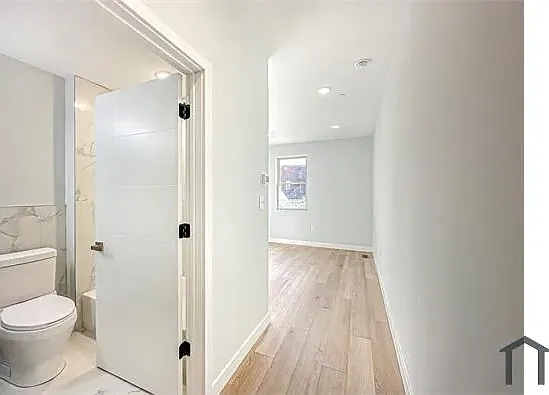 4220 Mantua Ave #B30 — Photo 22