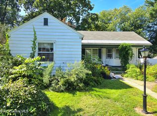 897 8th Ave, Troy, NY 12182