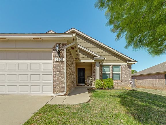 3rd image of 2905 Fawn Lily Rd