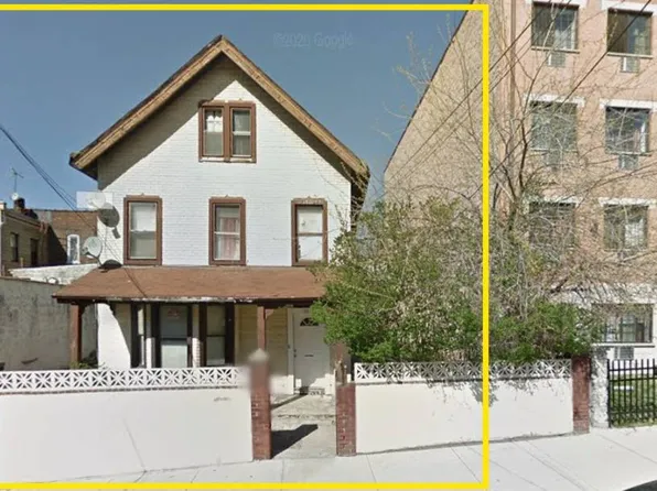 711 E 220th St, Bronx, NY 10467